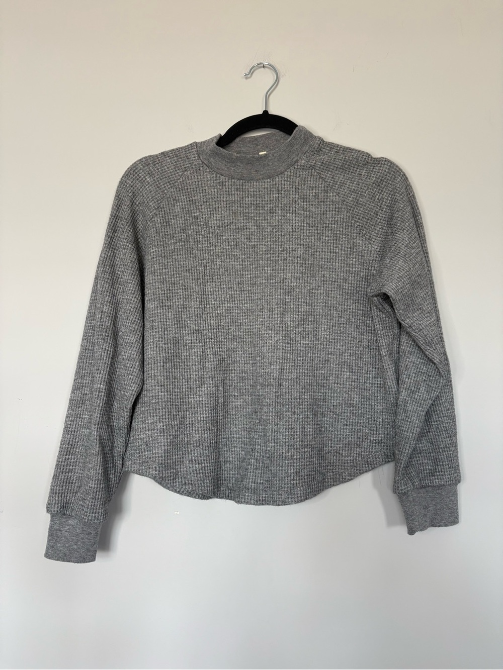 Madewell Cropped Long Sleeve Waffle Shirt layering Everyday Basic Minimalist
